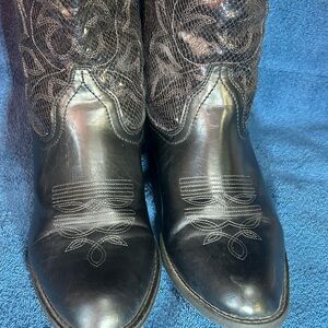 Rampage Black  Small Heeled Boots lot#435
